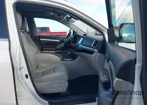 2017 Toyota Highlander Xle из США, поврежденный, VIN 5TDKZRFHXHS519520